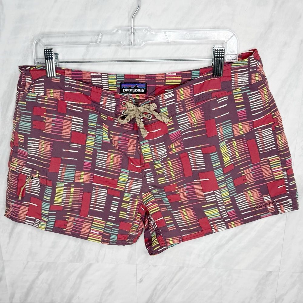 Patagonia Red and Green Swim Shorts Athletic Style Large